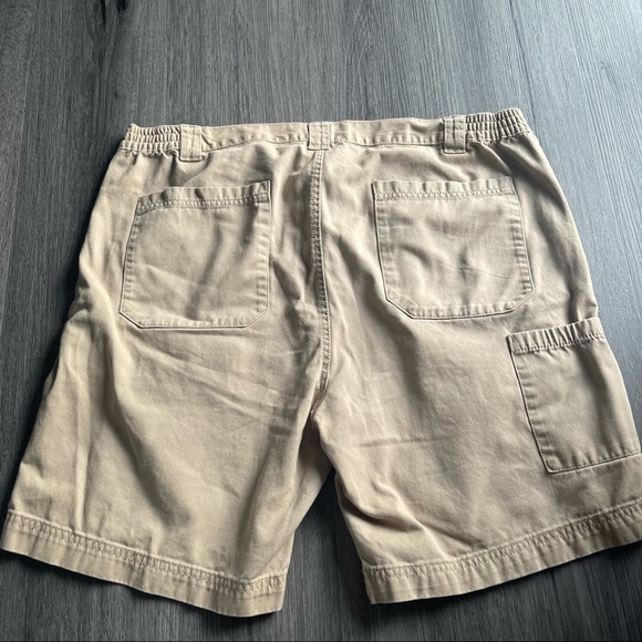 Men's 10,000ft Above Sea Level Khaki Shorts Size 38 - Picture 3 of 3